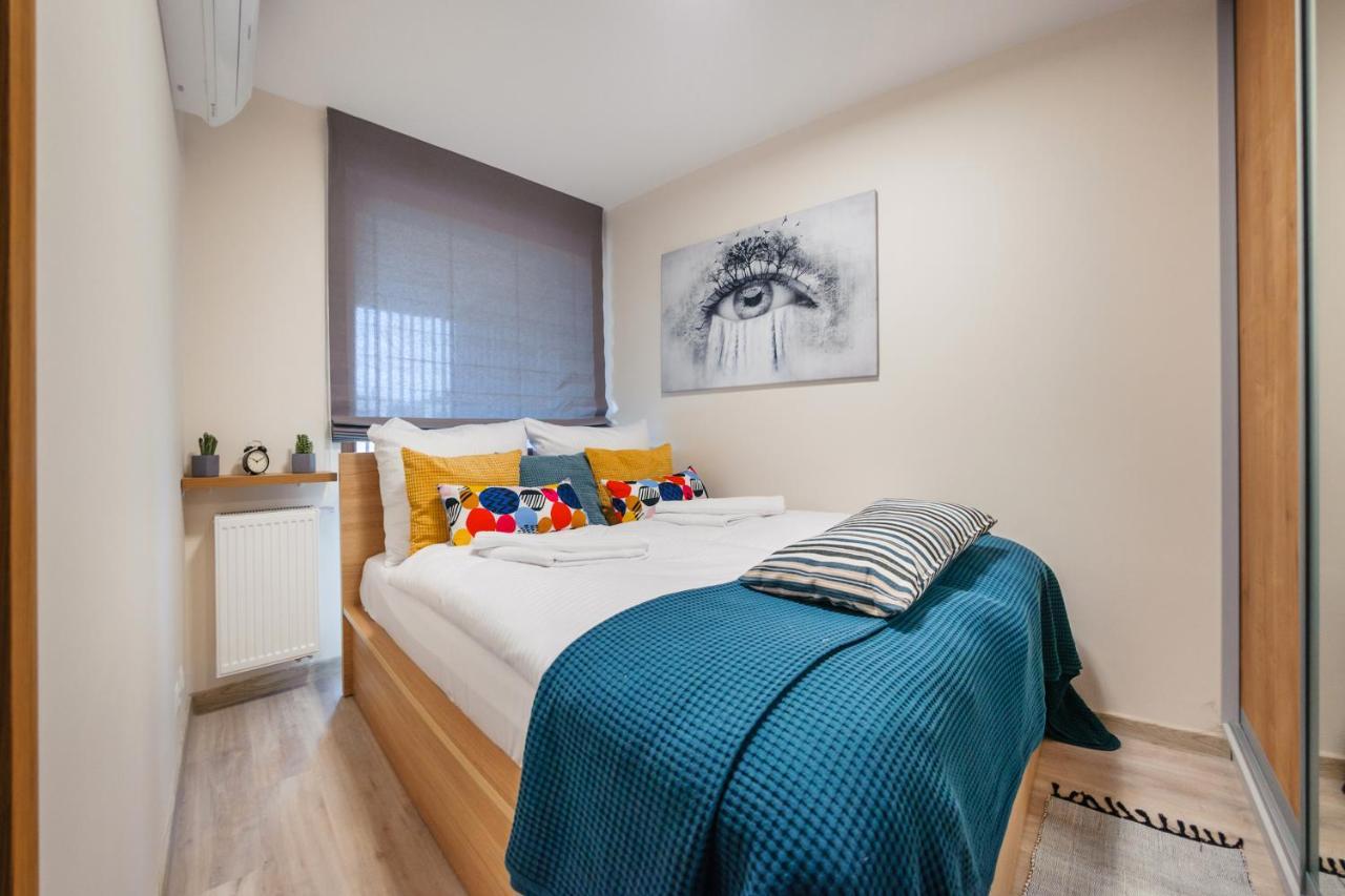Sun & Snow Z Basenem Apartment